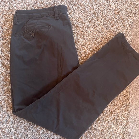 Flag & Anthem Men’s Chino Pant - size 42/32 - Picture 2 of 6